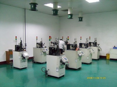 多功能便携新品 有屏夹子MP3播放器详解